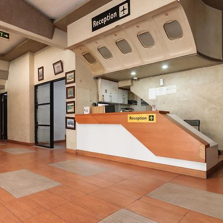 Hotel Reddoorz Near Mandaya Royal Hospital Puri Tangerang Exteriér fotografie